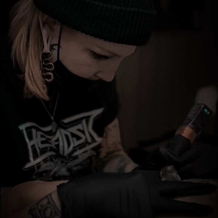 @lora.lutattoo