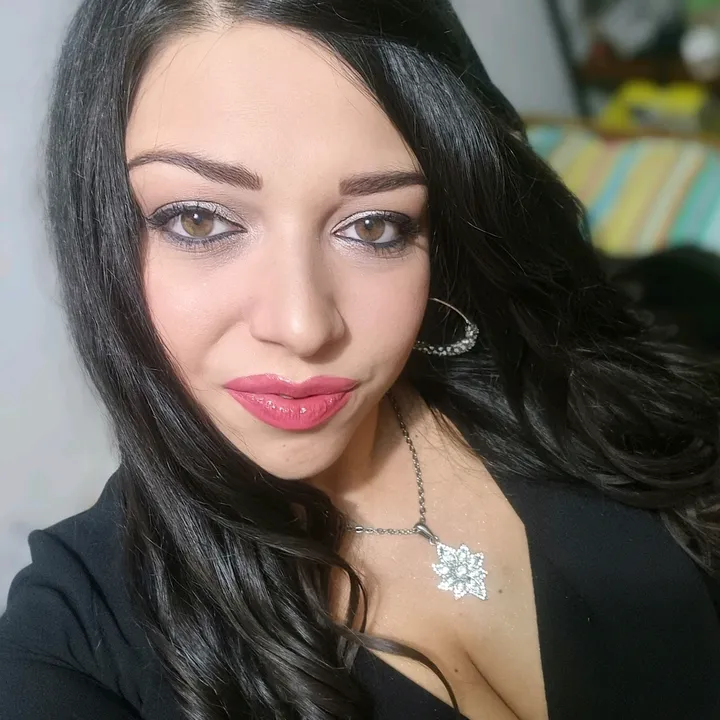 kiaraal96
