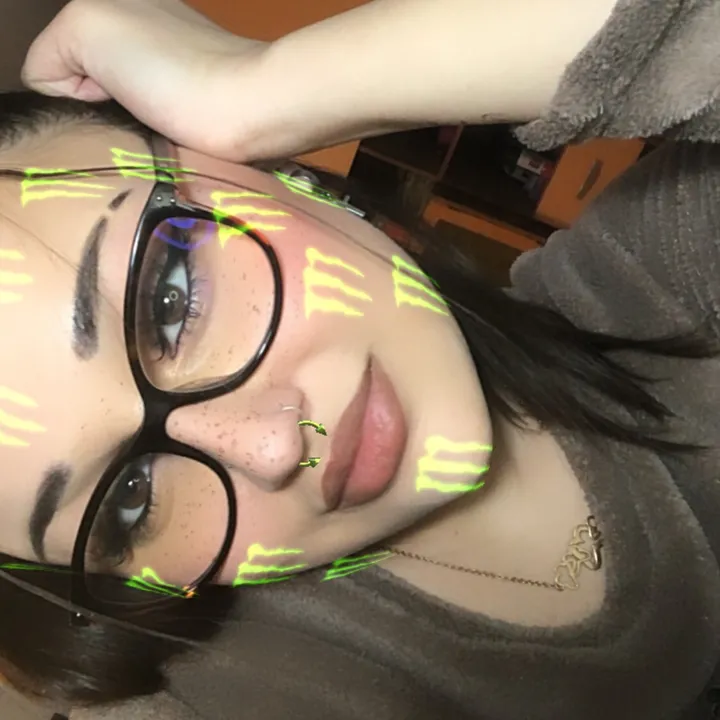 ayooitz_lau