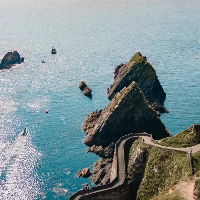 @aroundkerry